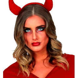 Make-up červený v tubě